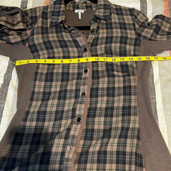 Splendid women’s small long sleeve multi color button down shirt - Picture 13 of 14